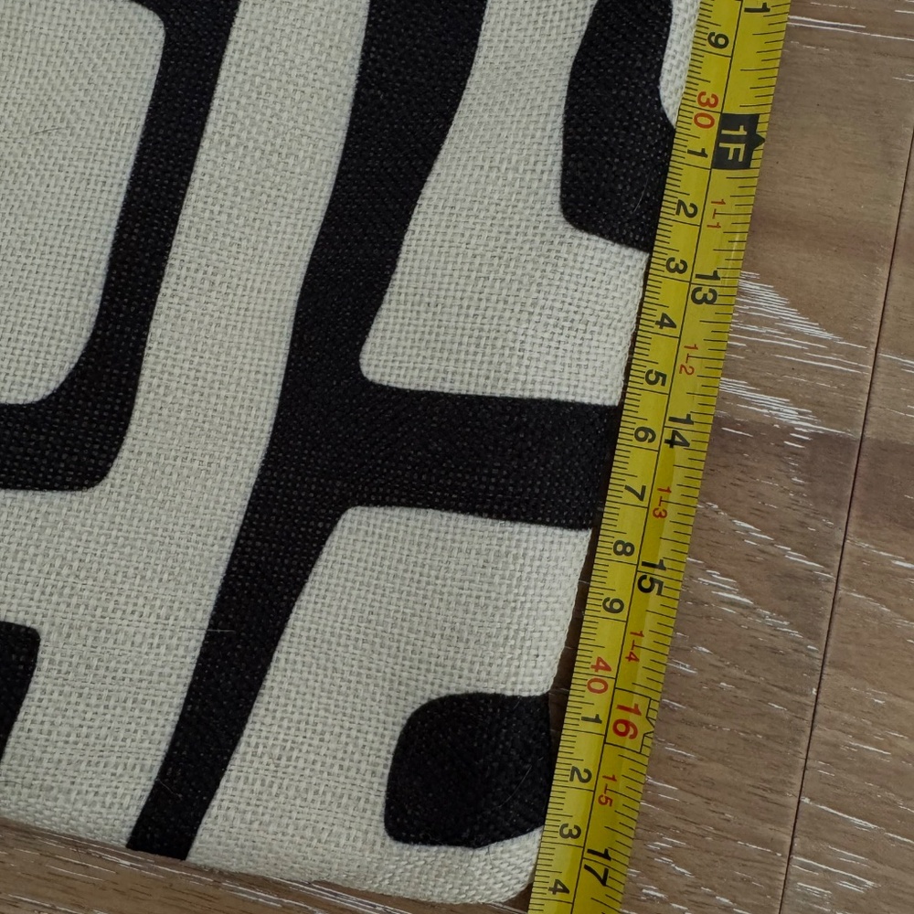 Set of 2 Geometric Throw Pillow Covers 18x18 Linen with Zipper - Picture 8 of 8